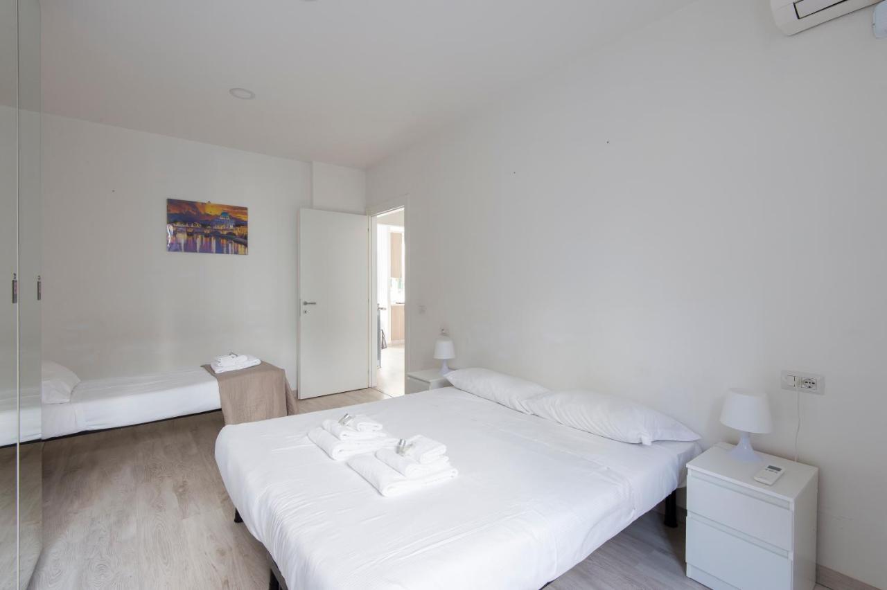 St. John 2br/2bth Rom